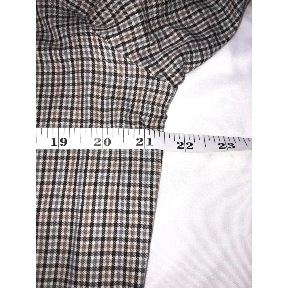 Van Heusen Mens Brown Micro Check Button Down Shirt Long Sleeve Size M 15-15.5